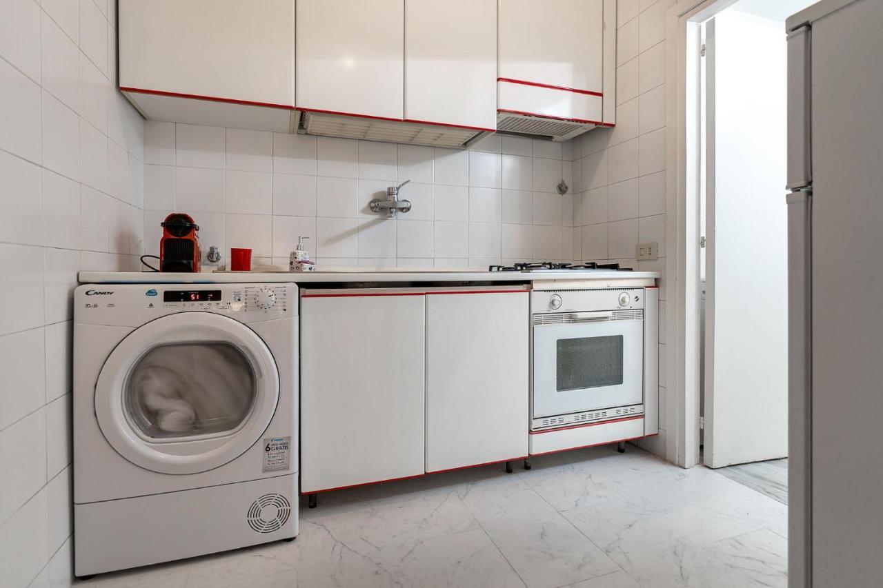Prince'S Suite - Budget Rooms & Apt Piazza Del Popolo Rom Exterior foto