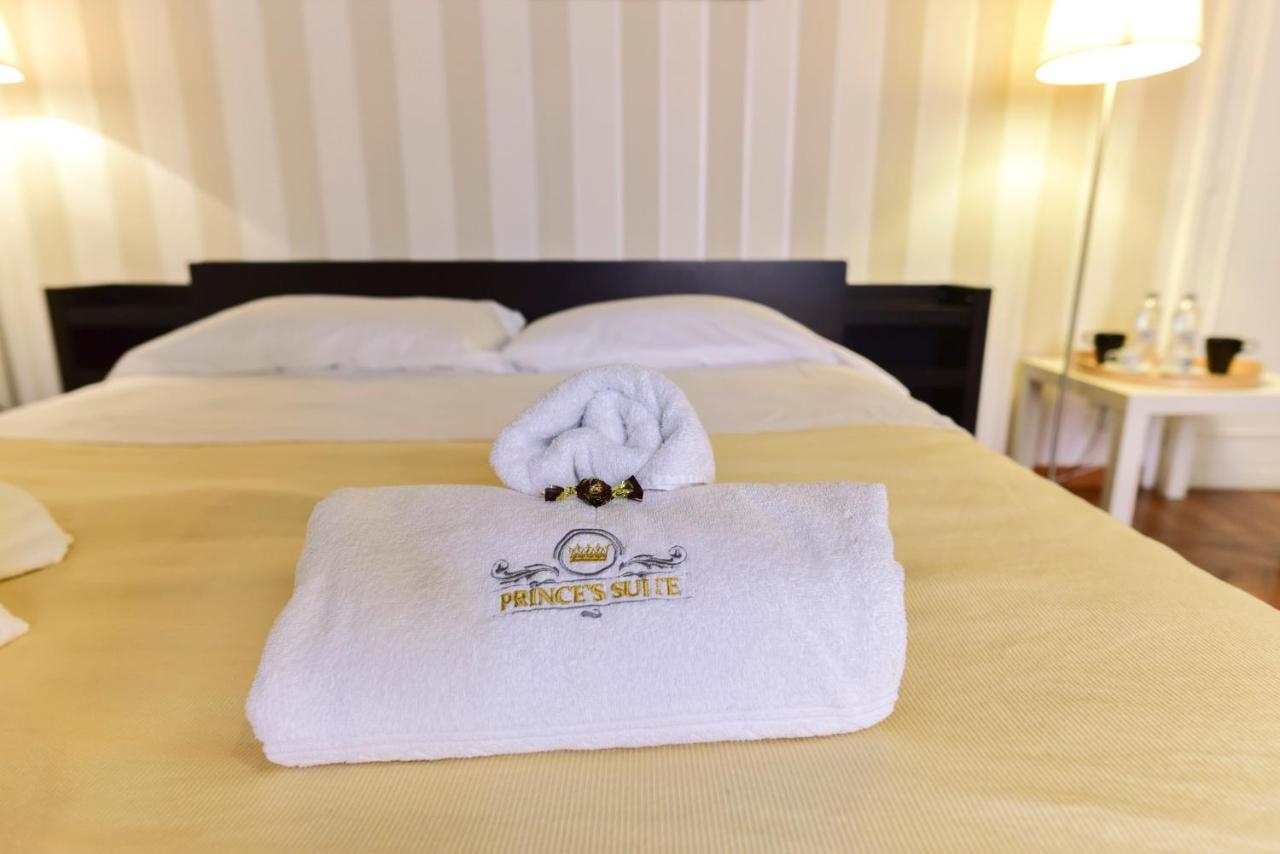 Prince'S Suite - Budget Rooms & Apt Piazza Del Popolo Rom Exterior foto