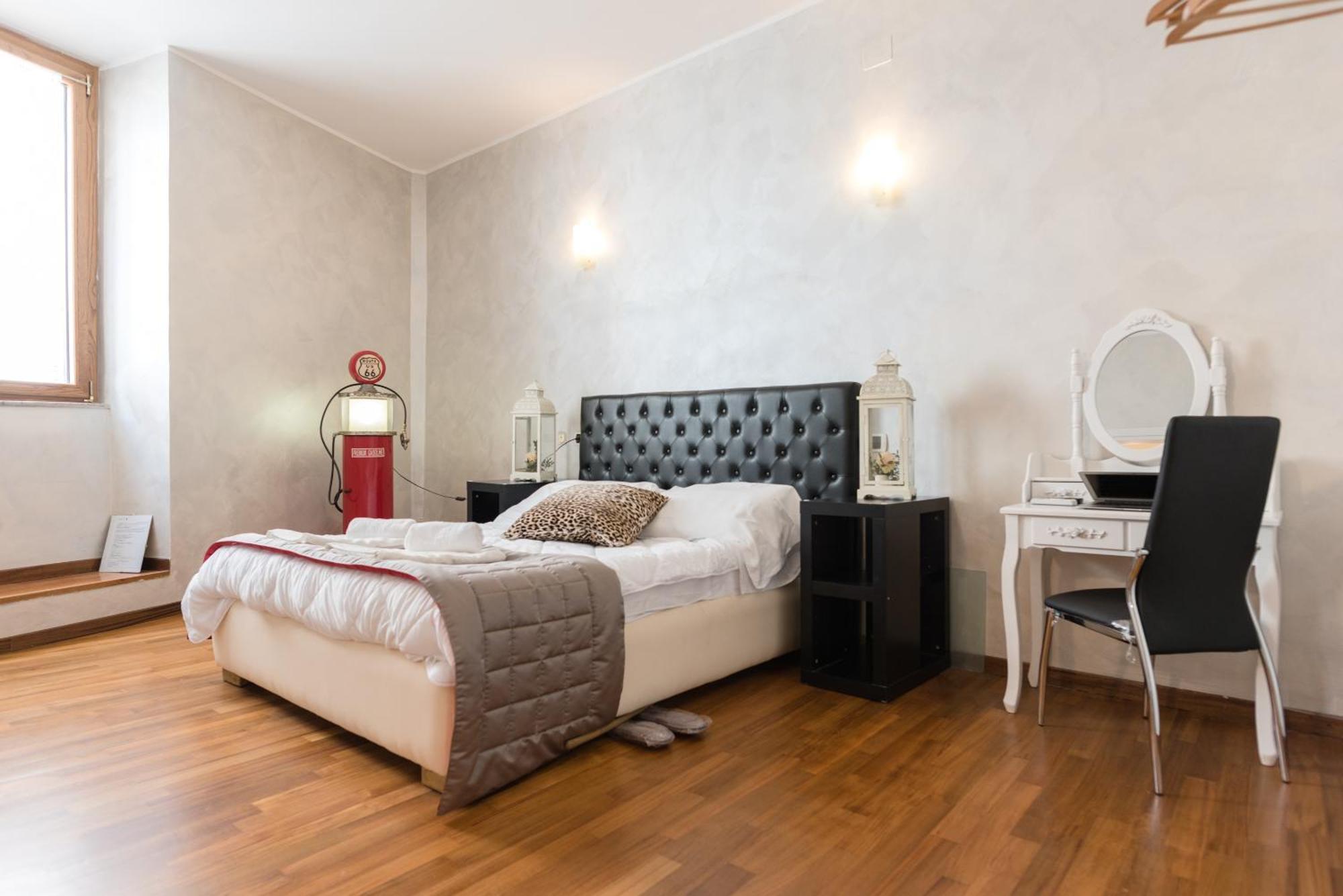 Prince'S Suite - Budget Rooms & Apt Piazza Del Popolo Rom Exterior foto
